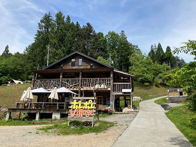 キャンプ場